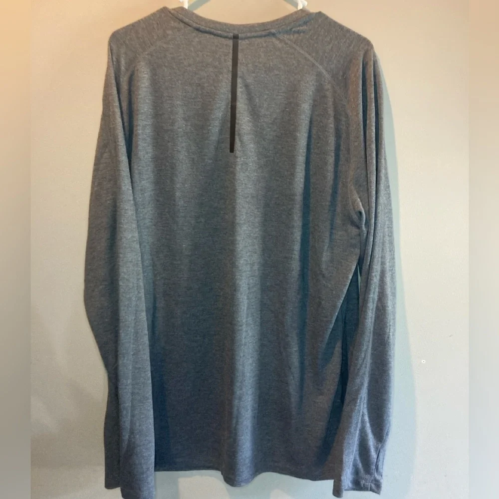 NWT- Men's Champion Long Sleeved Shirt